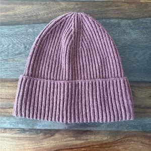 H&M Ribbed Beanie